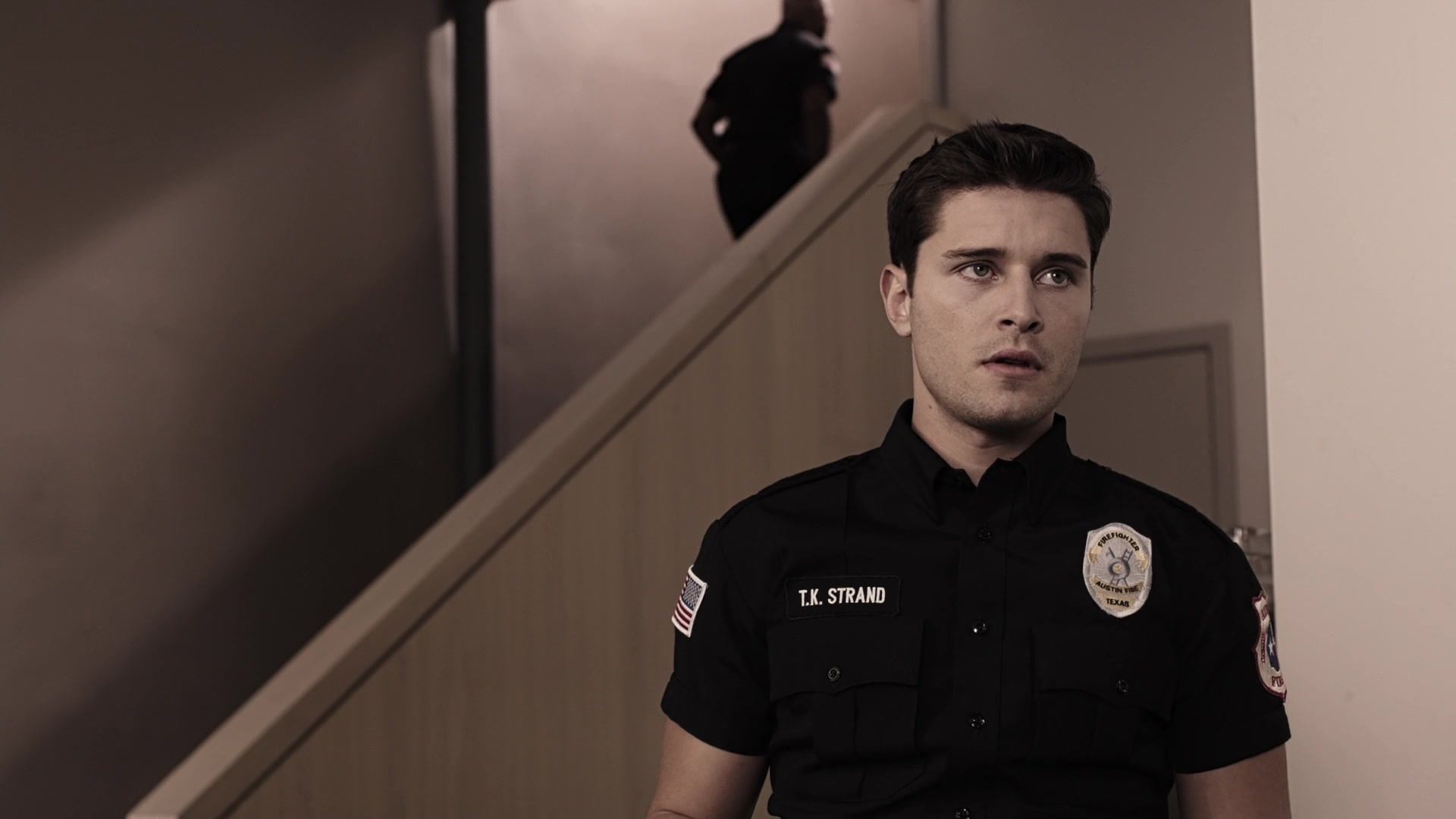 9-1-1_Lone_Star_S01E05_1080p_005402.jpg