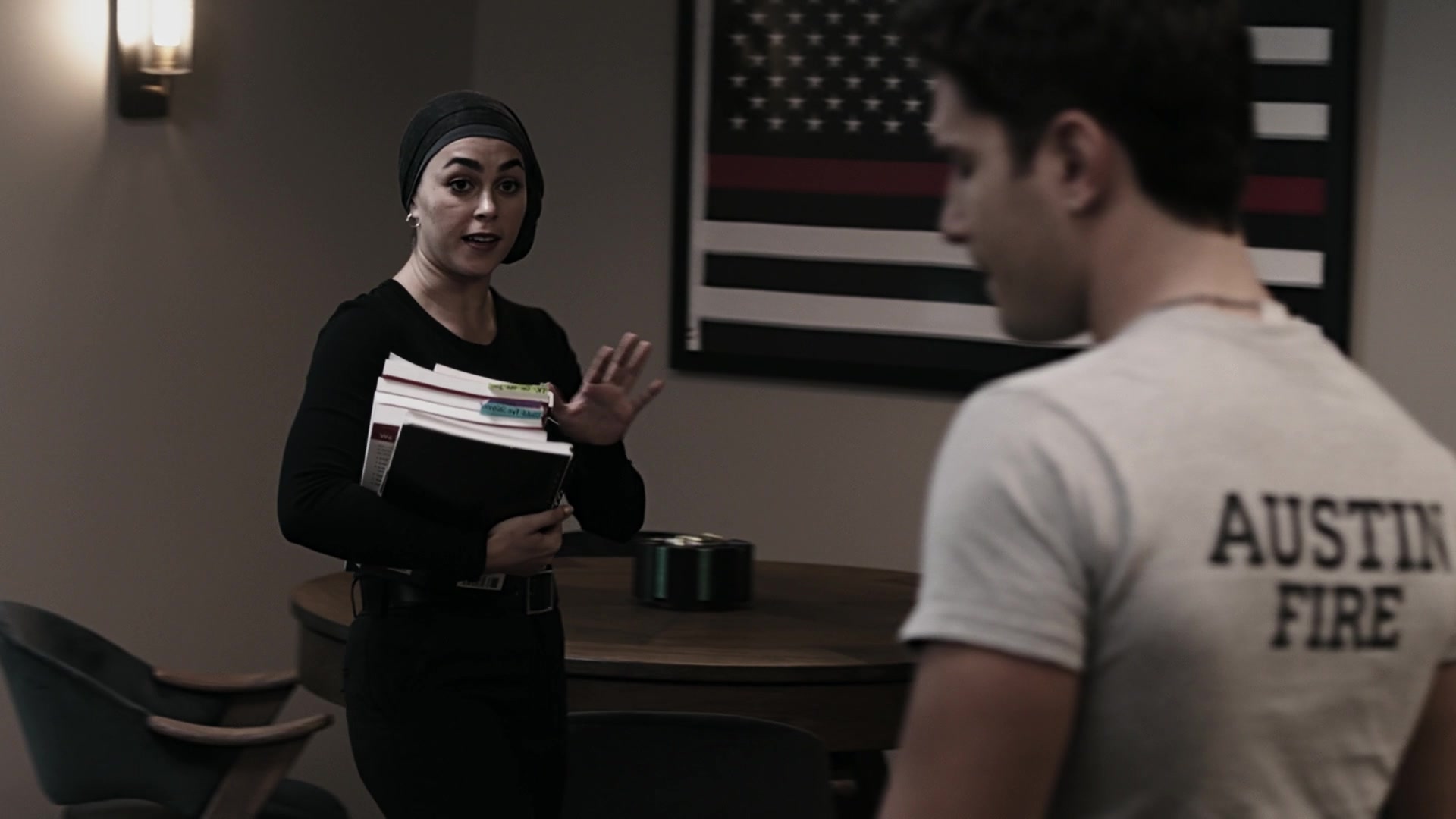 9-1-1_Lone_Star_S01E06_1080p_001796.jpg