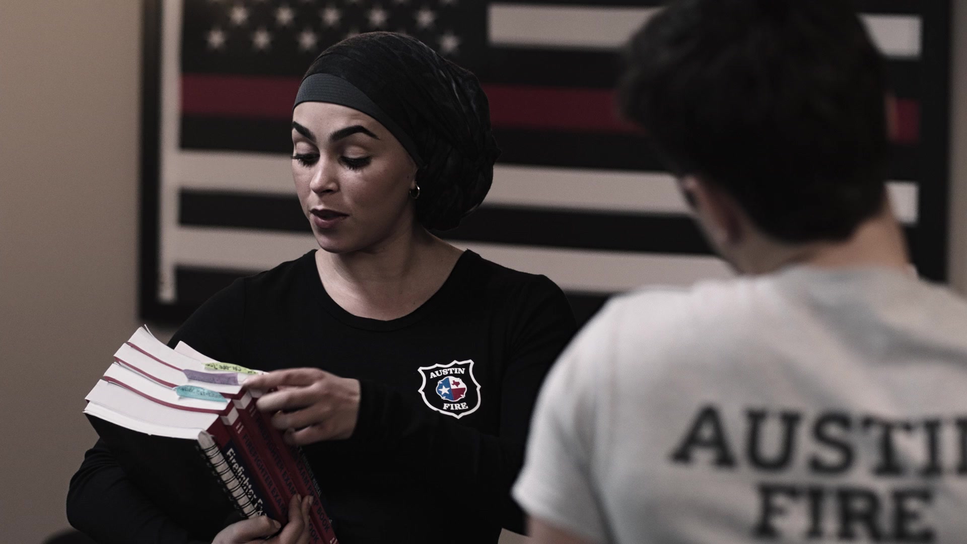 9-1-1_Lone_Star_S01E06_1080p_001876.jpg