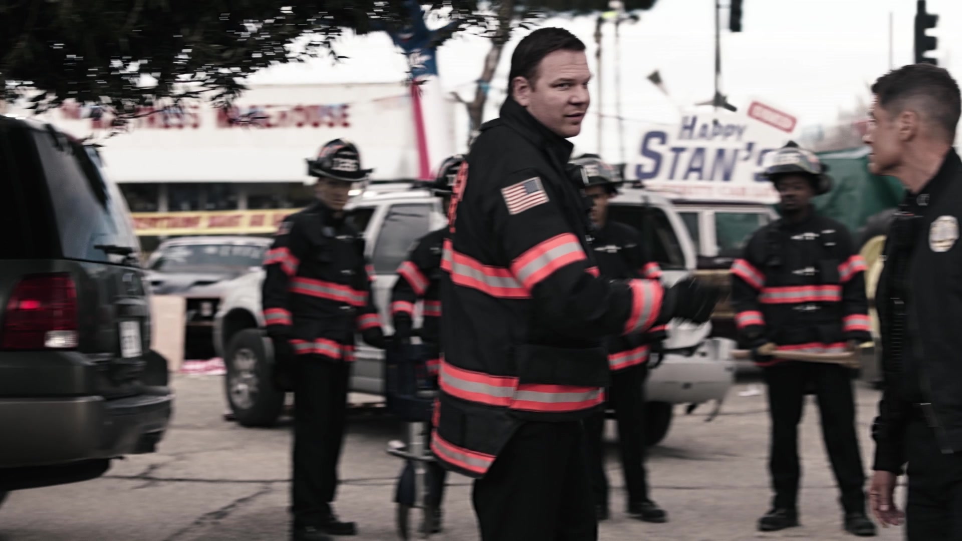 9-1-1_Lone_Star_S01E07_1080p_000972.jpg