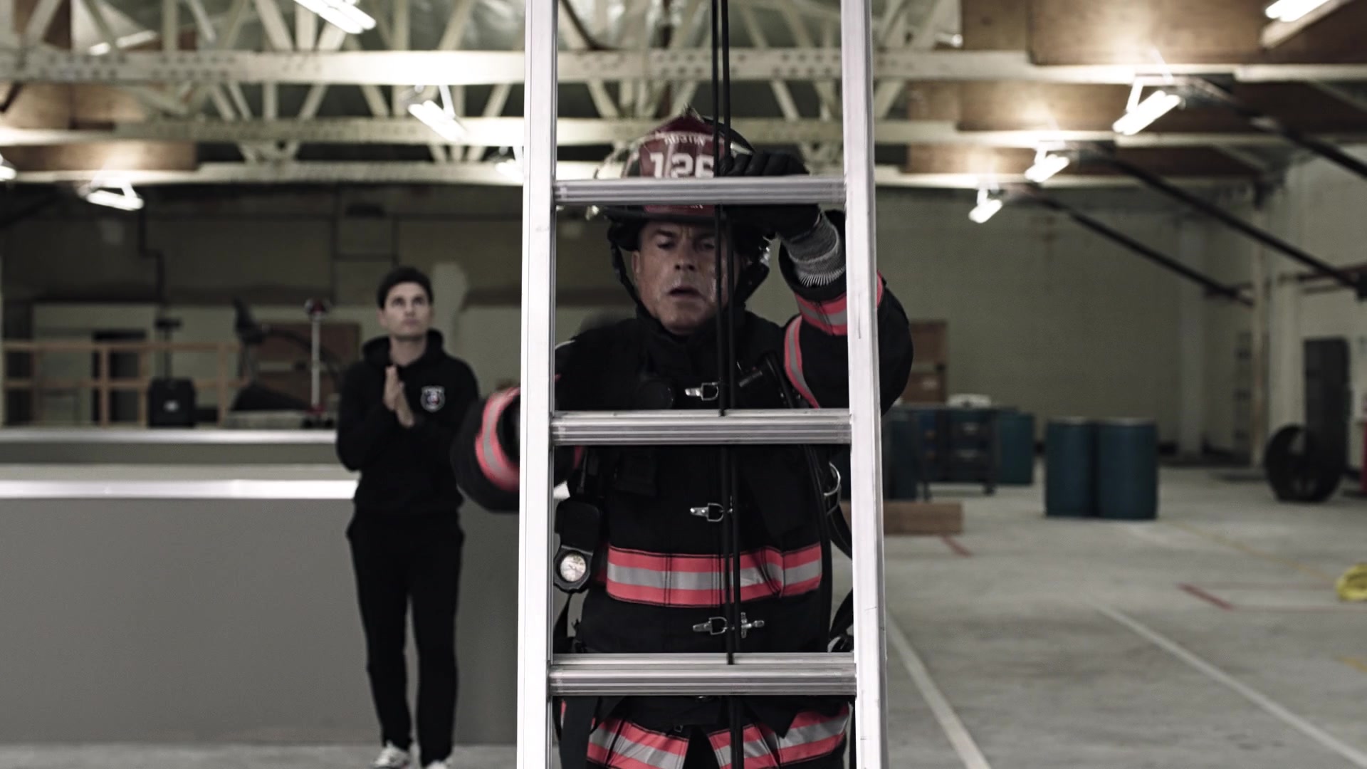 9-1-1_Lone_Star_S01E07_1080p_001099.jpg