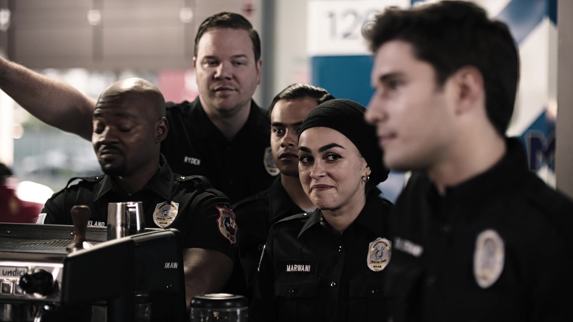 9-1-1_Lone_Star_S01E07_1080p_005263.jpg