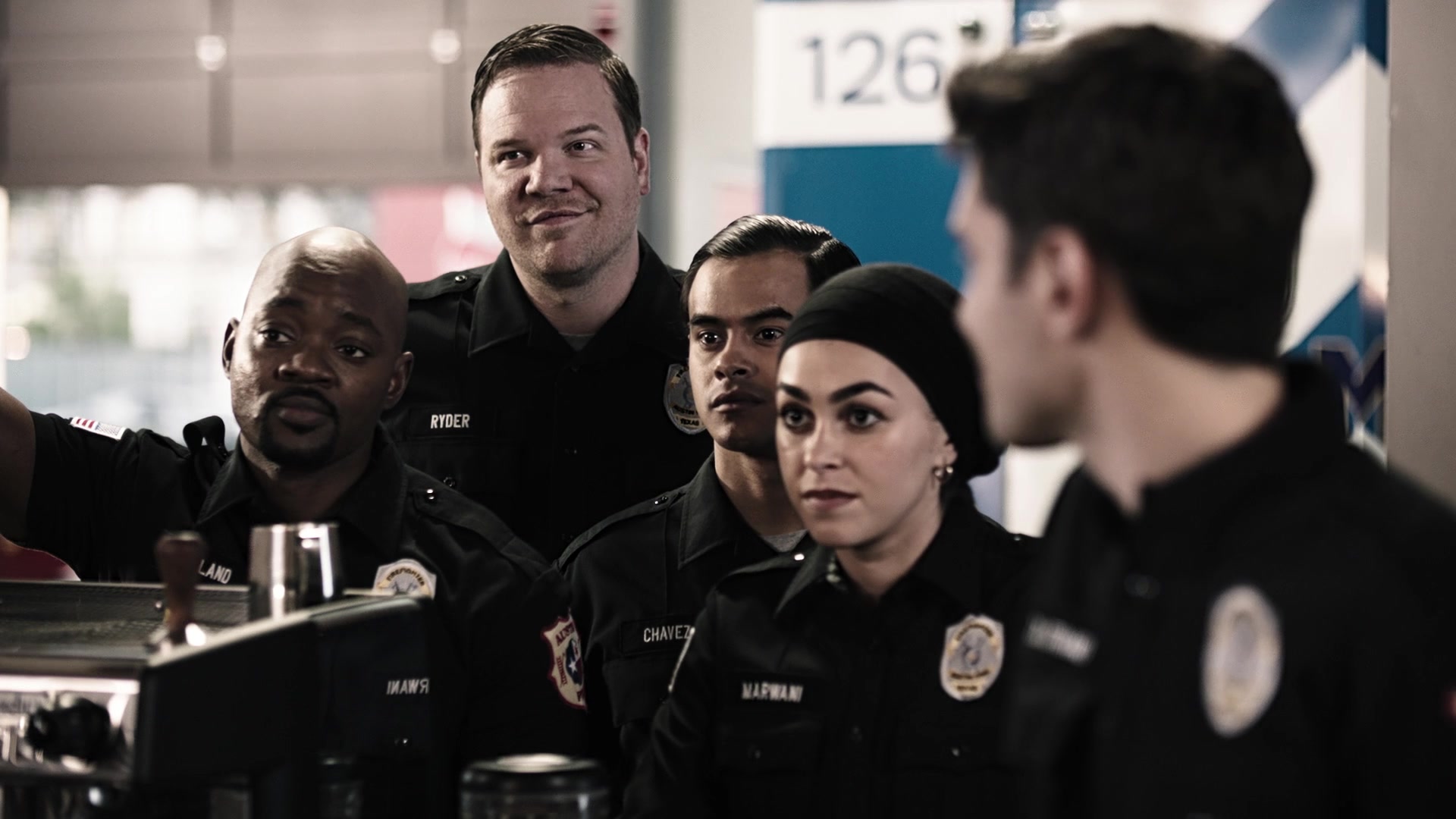 9-1-1_Lone_Star_S01E07_1080p_005316.jpg