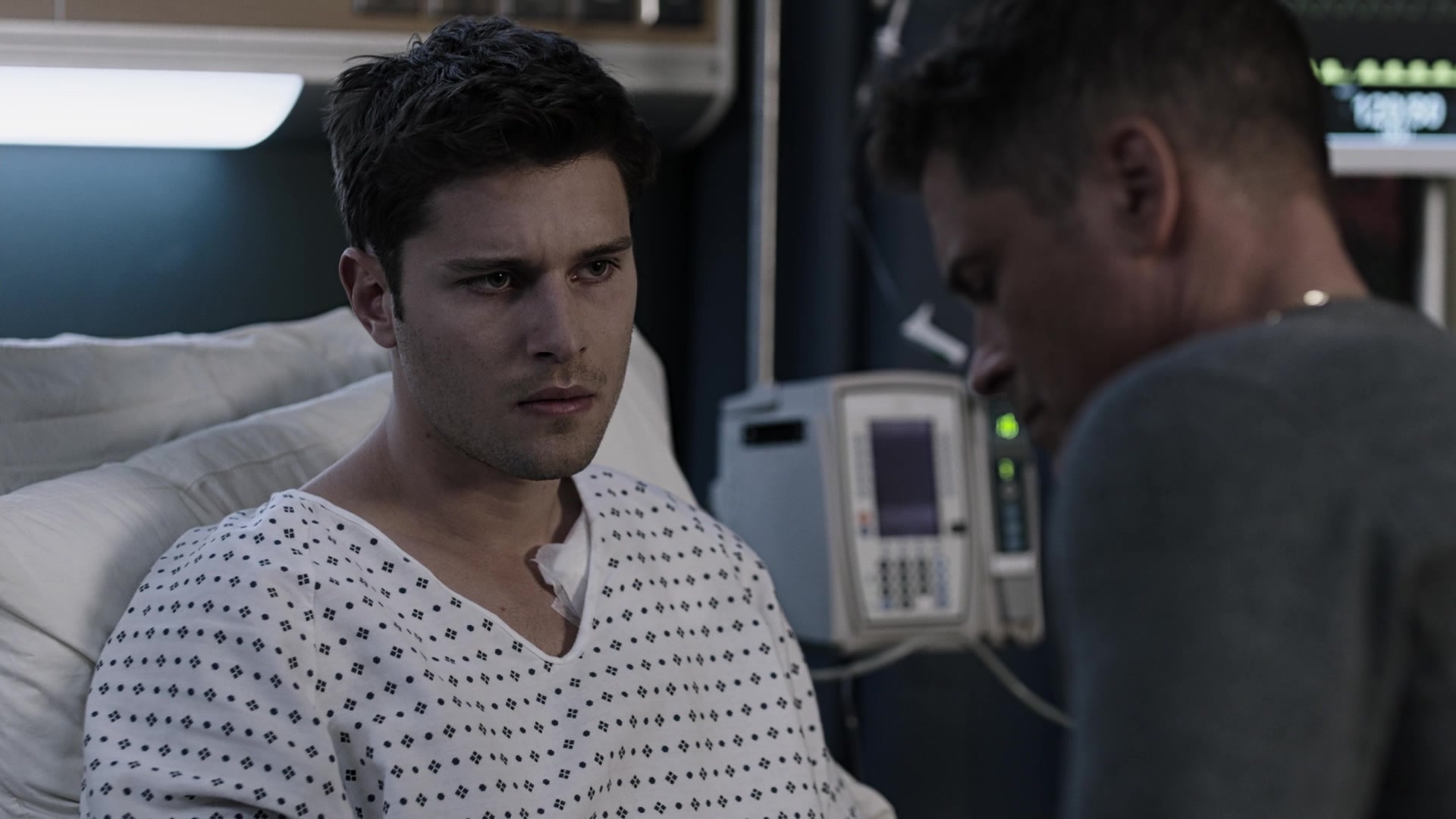 9-1-1_Lone_Star_S01E09_1080p_000949.jpg