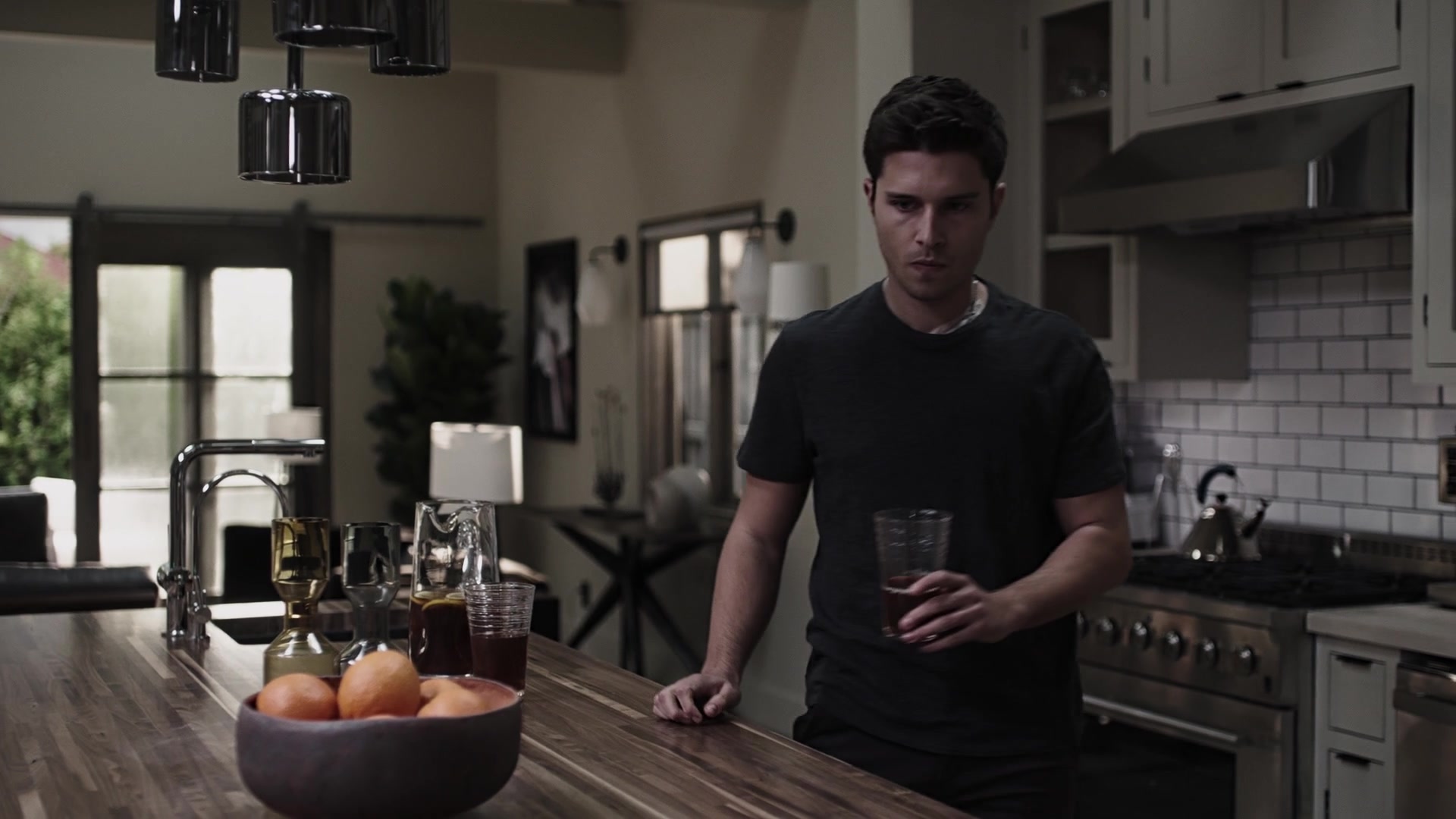 9-1-1_Lone_Star_S01E09_1080p_003971.jpg