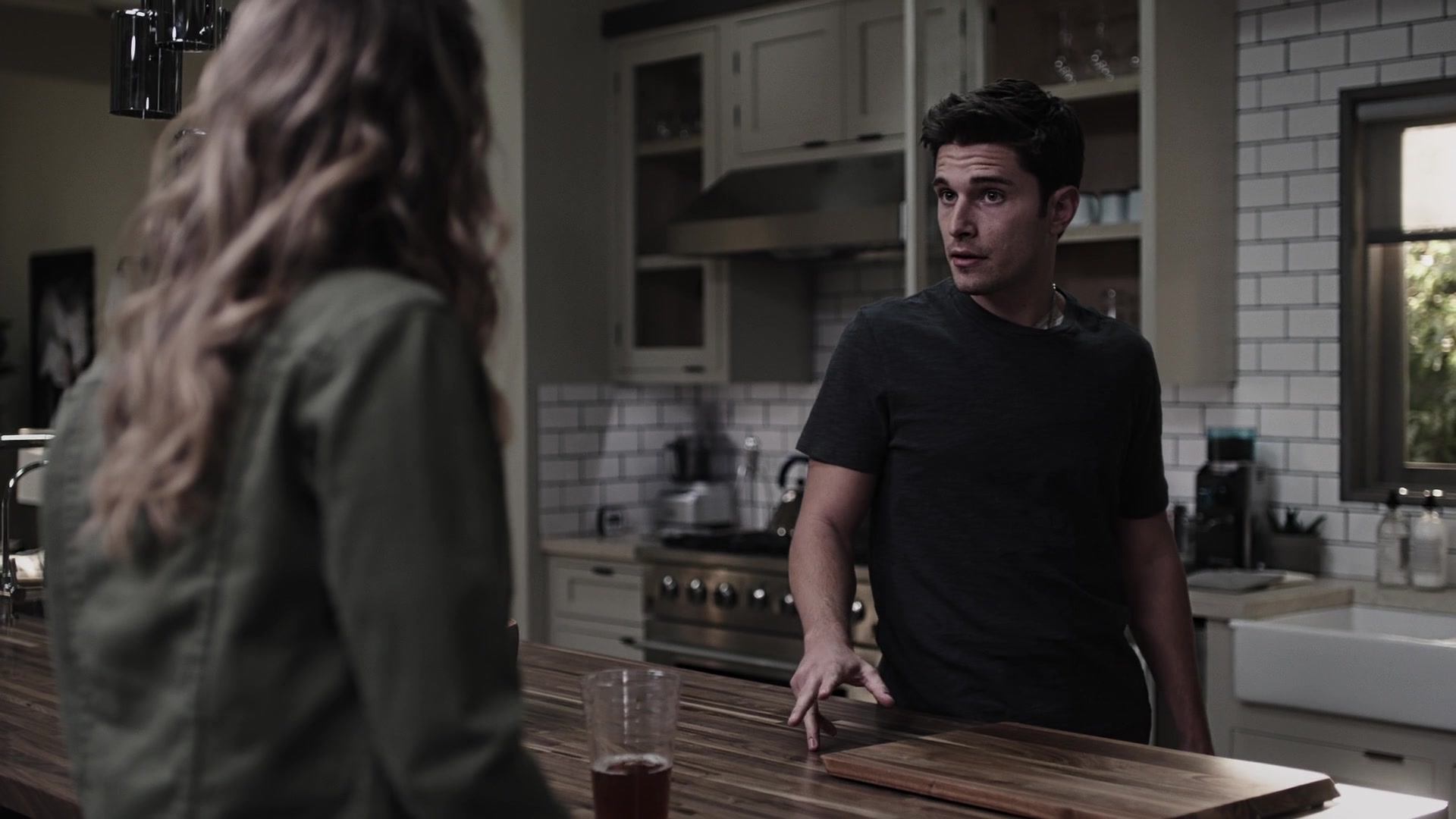 9-1-1_Lone_Star_S01E09_1080p_004012.jpg