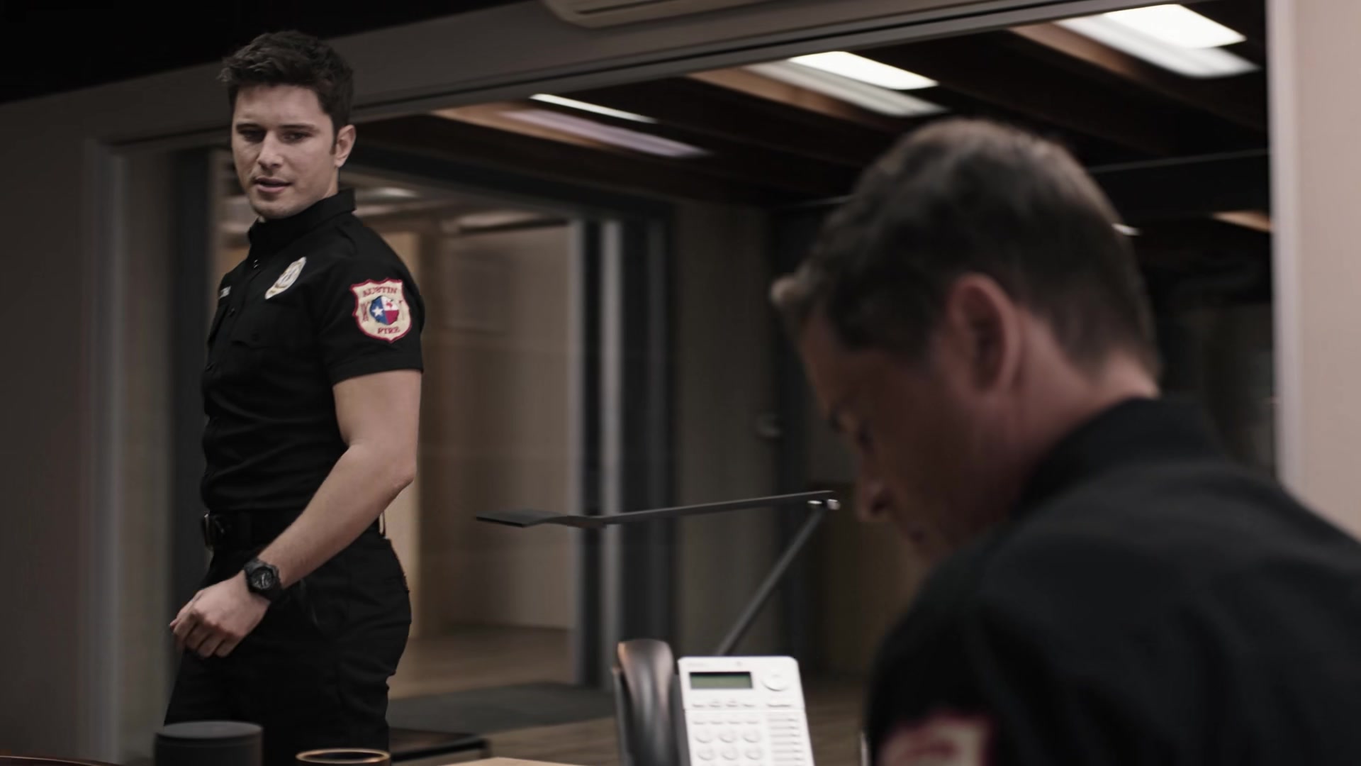 9-1-1_Lone_Star_S02E06_1080p_RRA_002158.jpg