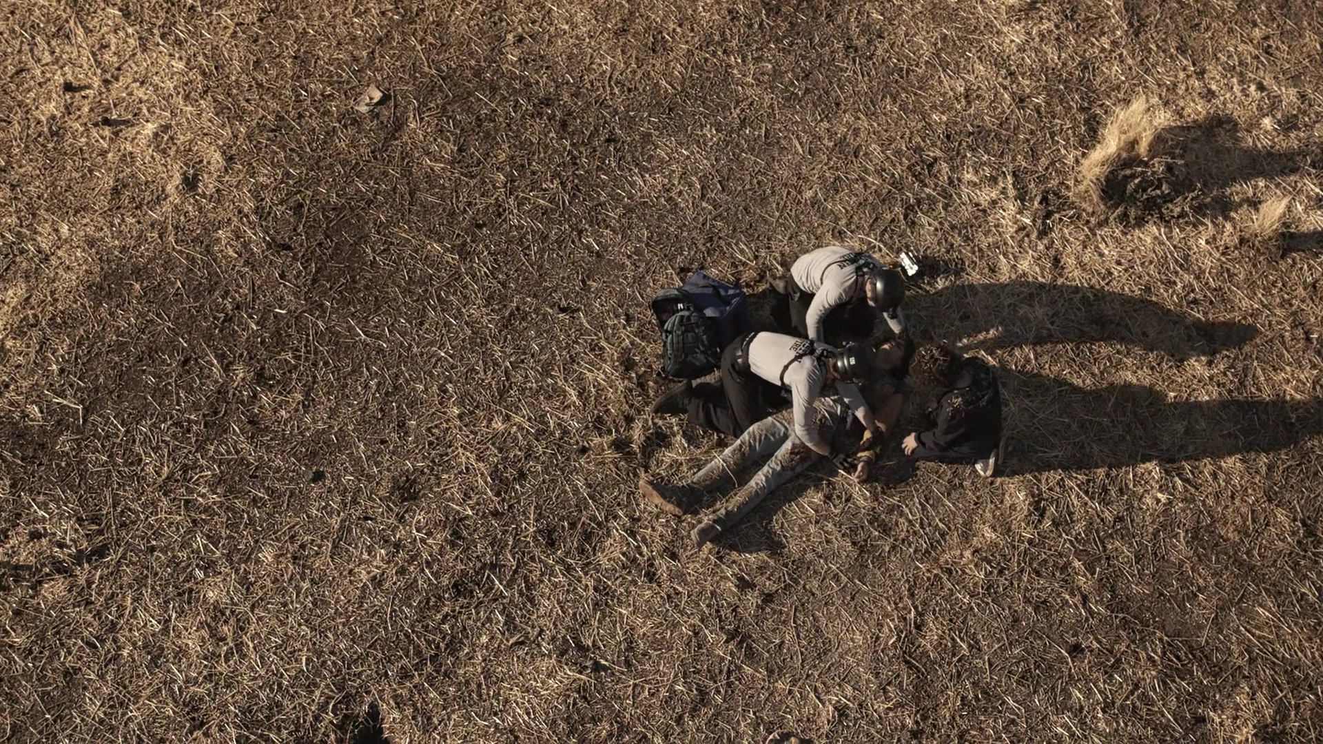 9-1-1_Lone_Star_S02E06_1080p_RRA_004020.jpg