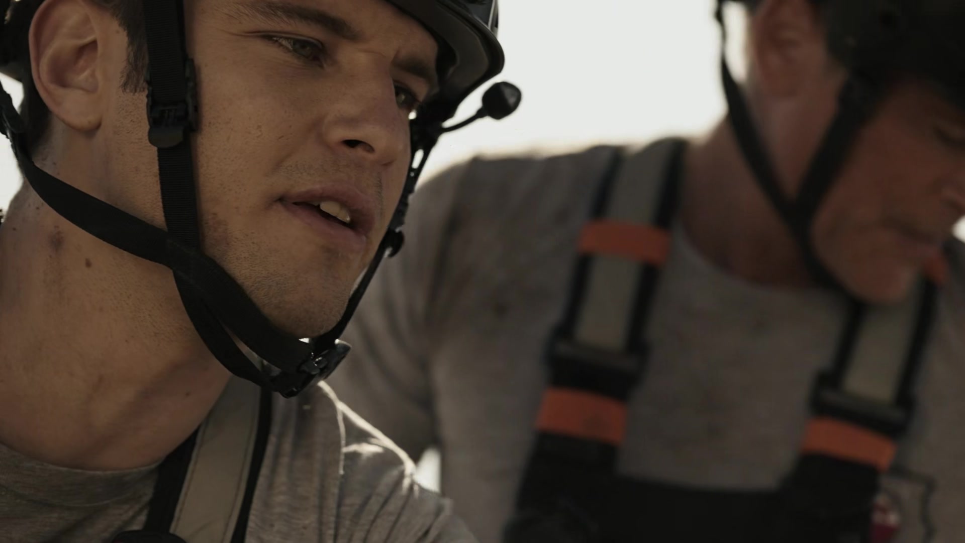 9-1-1_Lone_Star_S02E06_1080p_RRA_004099.jpg
