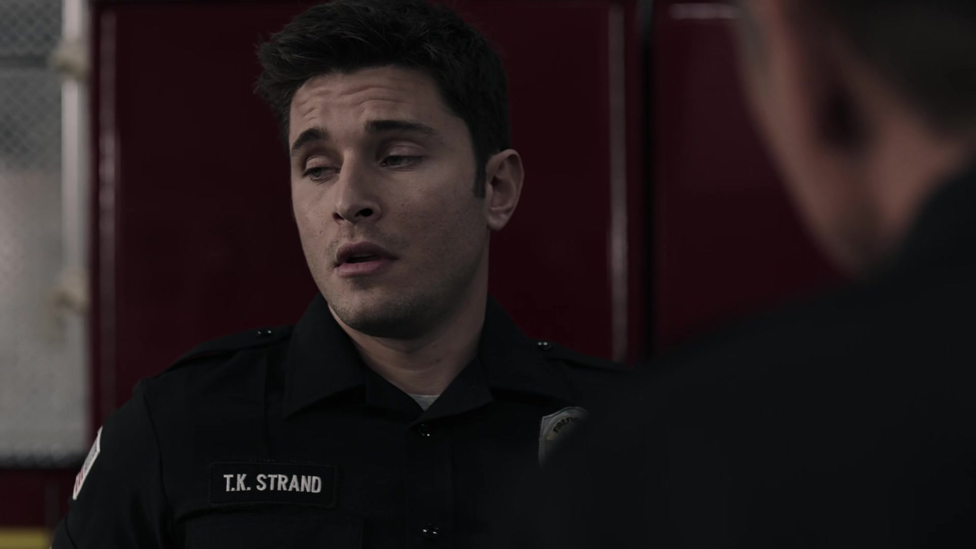 9-1-1_Lone_Star_S02E06_1080p_RRA_005486.jpg