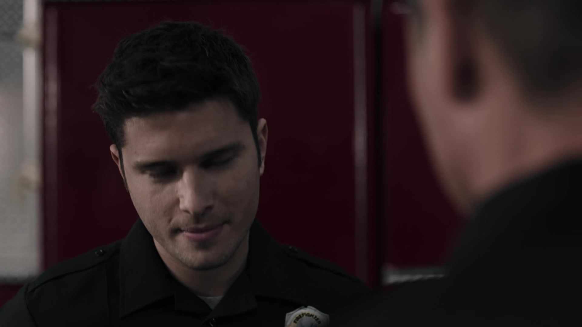 9-1-1_Lone_Star_S02E06_1080p_RRA_005517.jpg