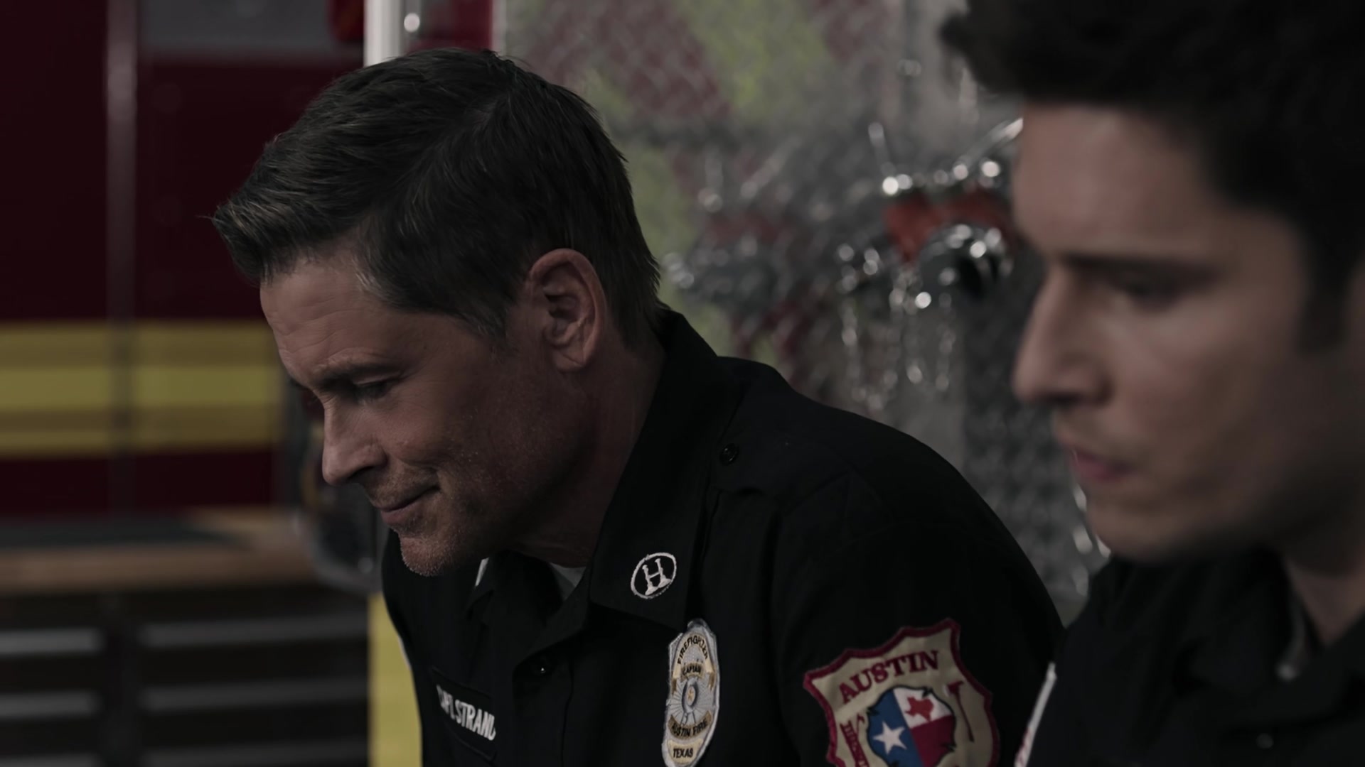9-1-1_Lone_Star_S02E06_1080p_RRA_005725.jpg