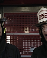 9-1-1_Lone_Star_S01E01_1080p_000495.jpg