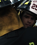 9-1-1_Lone_Star_S01E01_1080p_000635.jpg