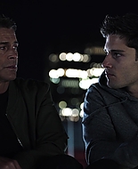 9-1-1_Lone_Star_S01E01_1080p_001577.jpg