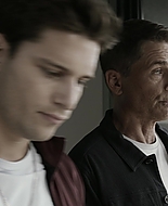 9-1-1_Lone_Star_S01E01_1080p_002914.jpg