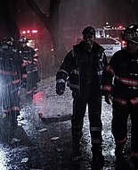 9-1-1_Lone_Star_S01E01_1080p_004427.jpg