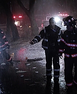 9-1-1_Lone_Star_S01E01_1080p_004429.jpg