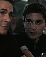 9-1-1_Lone_Star_S01E01_1080p_005060.jpg