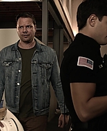 9-1-1_Lone_Star_S01E01_1080p_005993.jpg