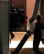 9-1-1_Lone_Star_S01E01_1080p_006513.jpg