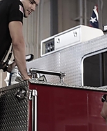 9-1-1_Lone_Star_S01E02_1080p_000094.jpg