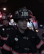 9-1-1_Lone_Star_S01E02_1080p_004390.jpg