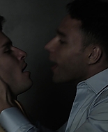 9-1-1_Lone_Star_S01E02_1080p_005199.jpg