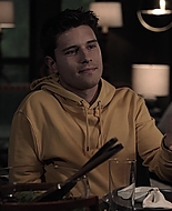9-1-1_Lone_Star_S01E02_1080p_005306.jpg