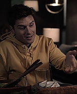 9-1-1_Lone_Star_S01E02_1080p_005336.jpg