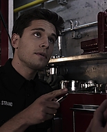 9-1-1_Lone_Star_S01E03_1080p_005063.jpg