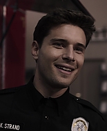 9-1-1_Lone_Star_S01E03_1080p_005108.jpg