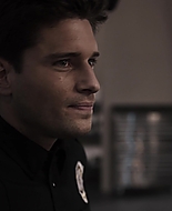 9-1-1_Lone_Star_S01E03_1080p_005112.jpg