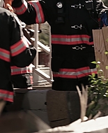 9-1-1_Lone_Star_S01E04_1080p_003448.jpg
