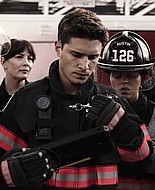 9-1-1_Lone_Star_S01E04_1080p_003800.jpg