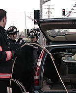 9-1-1_Lone_Star_S01E07_1080p_000820.jpg