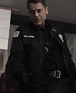 9-1-1_Lone_Star_S01E07_1080p_003330.jpg