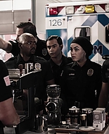 9-1-1_Lone_Star_S01E07_1080p_005191.jpg
