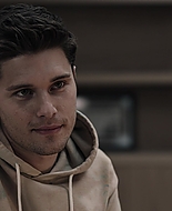 9-1-1_Lone_Star_S01E09_1080p_004960.jpg
