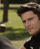 9-1-1_Lone_Star_S02E06_1080p_RRA_001013.jpg