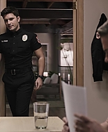 9-1-1_Lone_Star_S02E06_1080p_RRA_002153.jpg