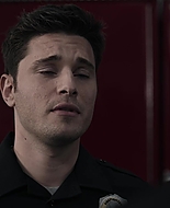 9-1-1_Lone_Star_S02E06_1080p_RRA_005503.jpg